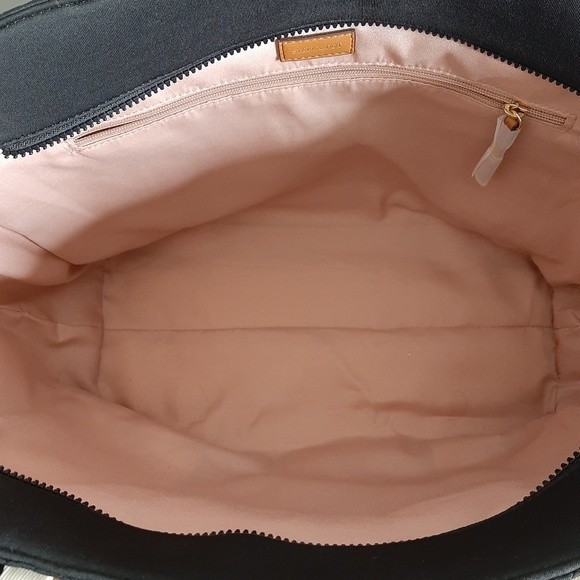 Stella & Dot black quilted tote bag - Picture 3 of 10